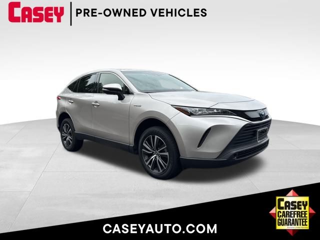 2021 Toyota Venza LE's photo