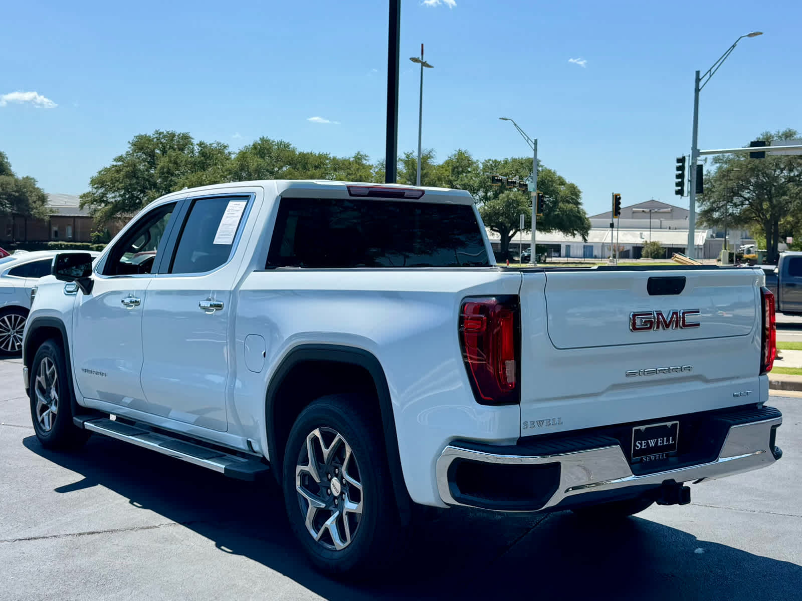 2023 Gmc Sierra 1500 SLT photo 3