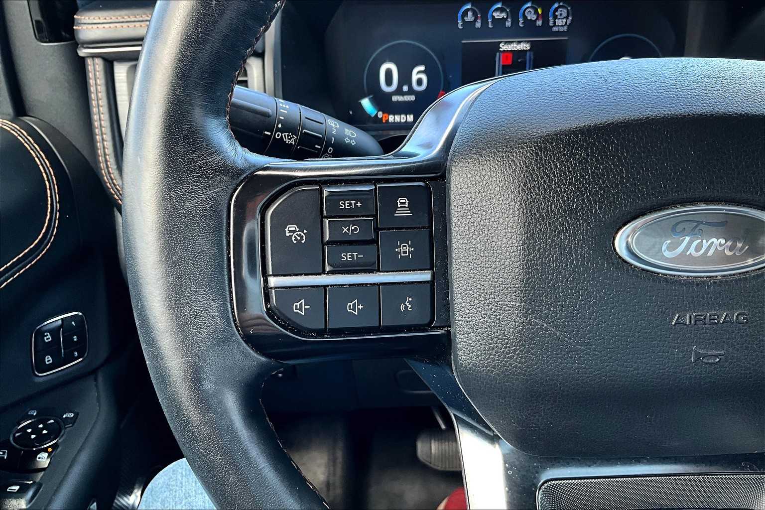 2023 Ford Expedition Platinum photo 23