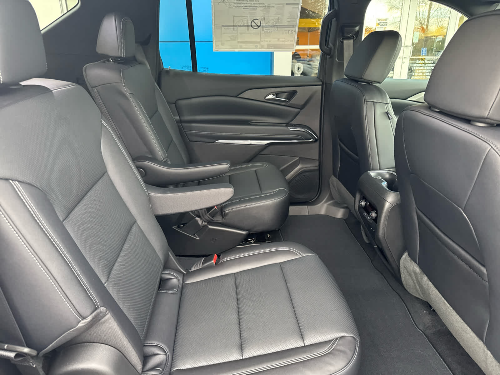 2026 Chevrolet Traverse photo 4