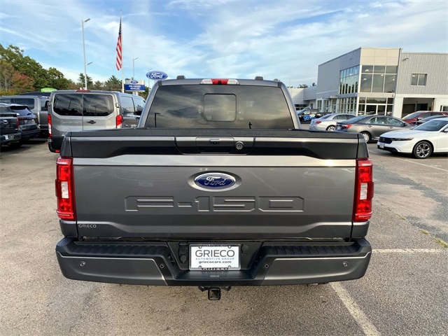2021 Ford F-150 XLT photo 4