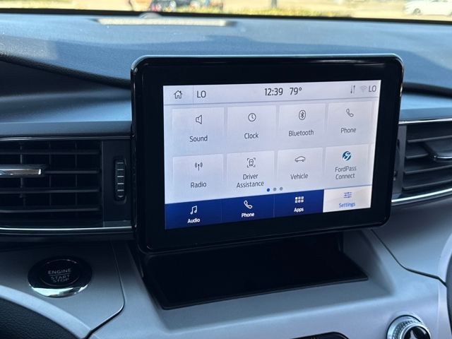 2023 Ford Explorer XLT photo 12