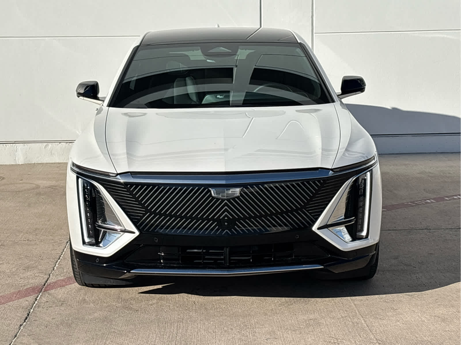 Certified 2024 Cadillac LYRIQ Luxury 1 with VIN 1GYKPPRLXRZ117632 for sale in Grapevine, TX