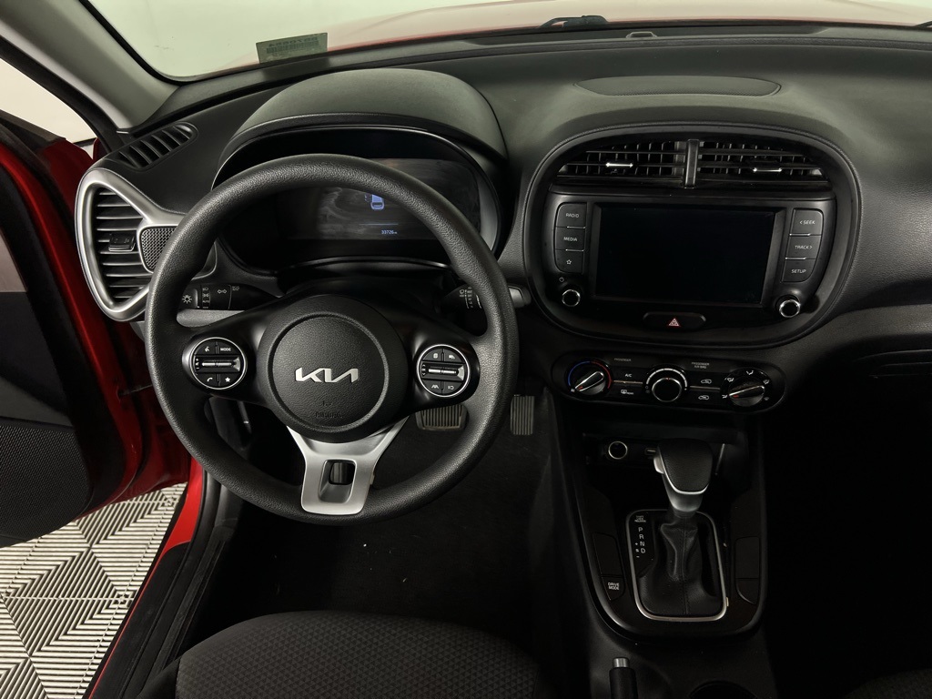 2023 Kia Soul LX photo 6