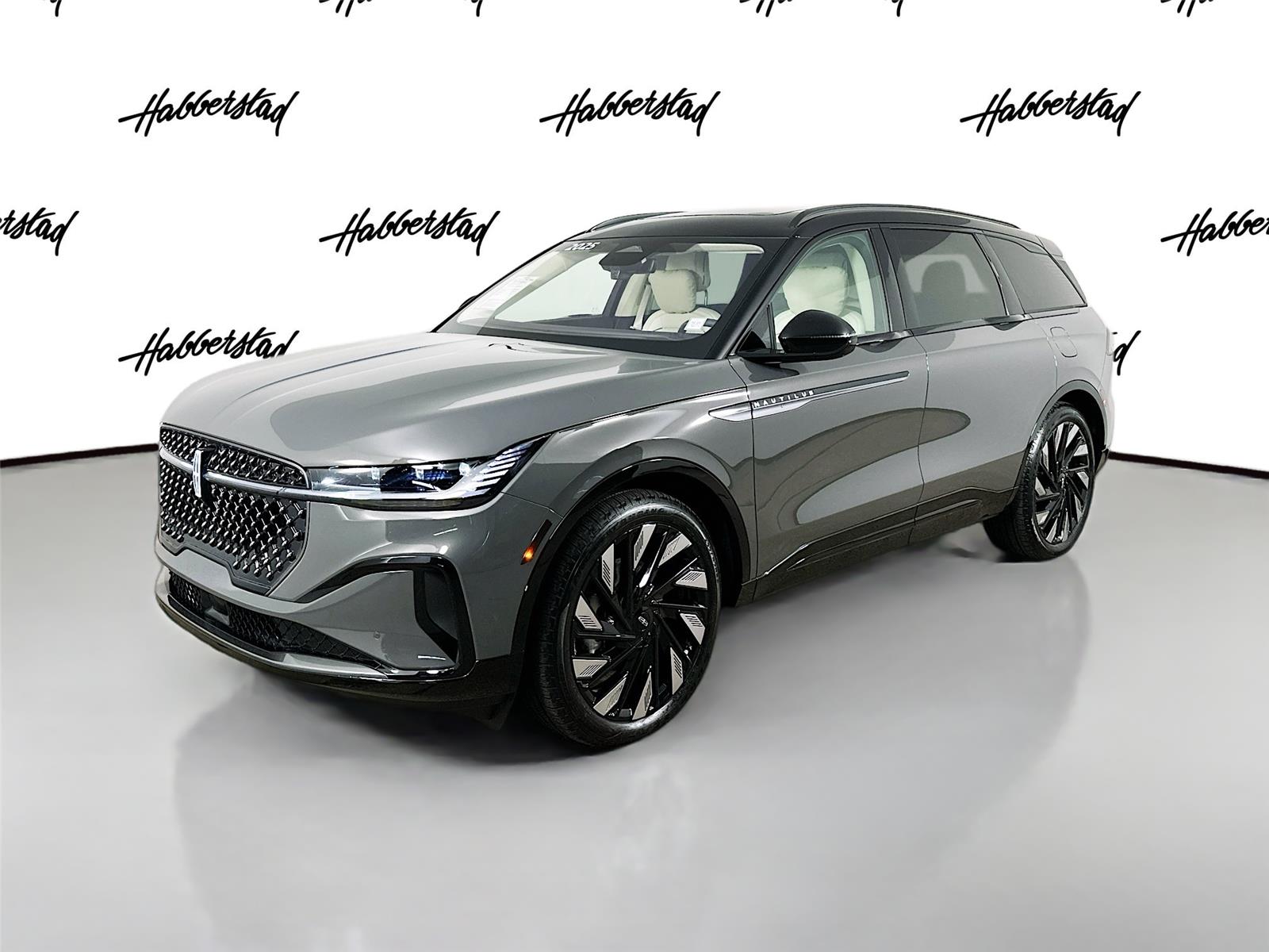 2025 Lincoln Nautilus Black Label's photo