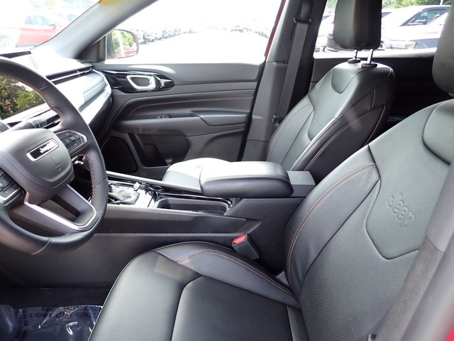 2022 Jeep Compass High Altitude photo 12