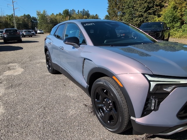 2024 Chevrolet Blazer EV photo 4