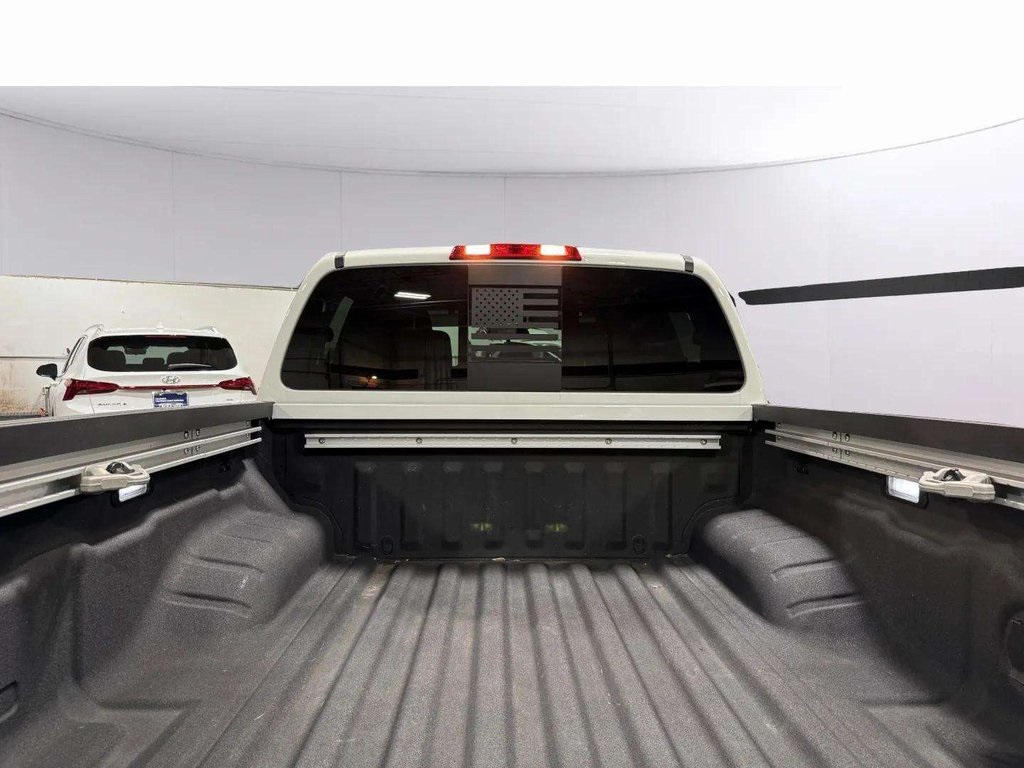 2023 Nissan Frontier PRO-4X photo 28