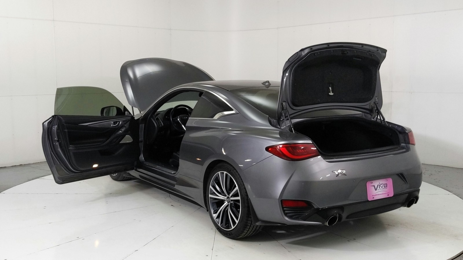 Used 2022 Graphite Shadow INFINITI LUXE image 11