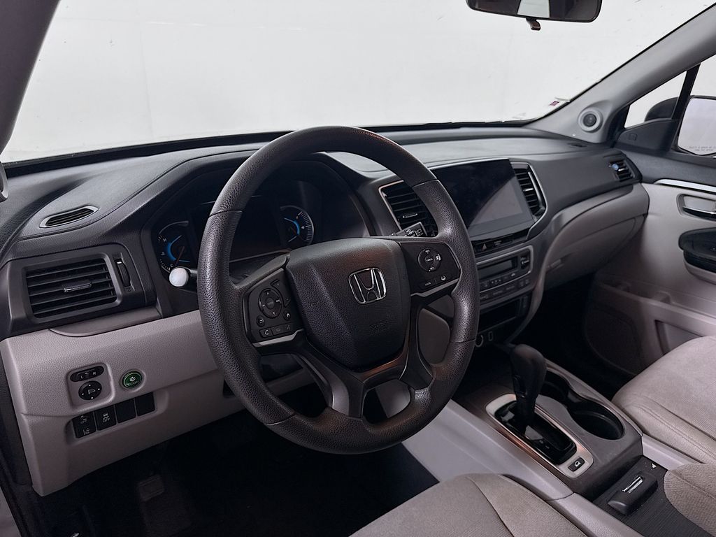 2020 Honda Pilot EX photo 8
