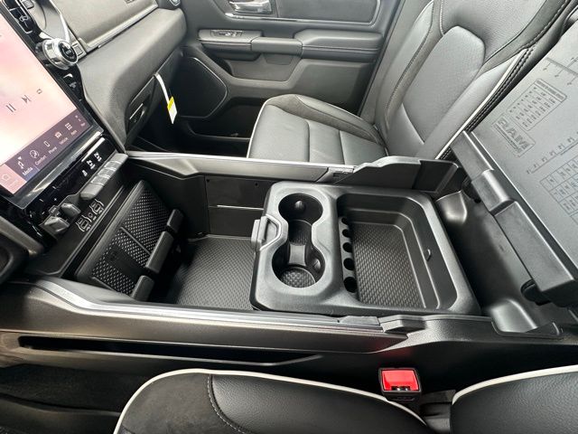 2025 Ram 1500 Laramie photo 27