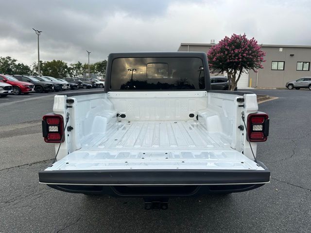 2023 Jeep Gladiator Willys photo 12