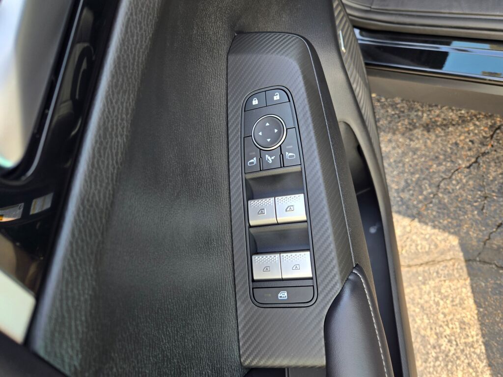 2025 Mitsubishi Outlander SE photo 19