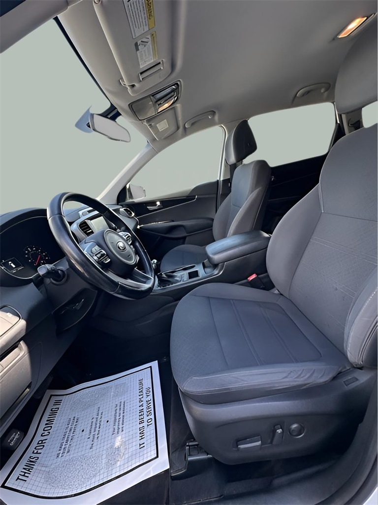 2017 Kia Sorento LX photo 11