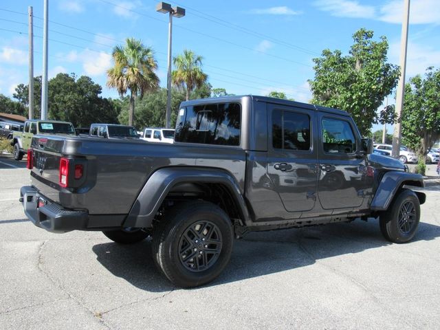 2025 Jeep Gladiator Sport S photo 7