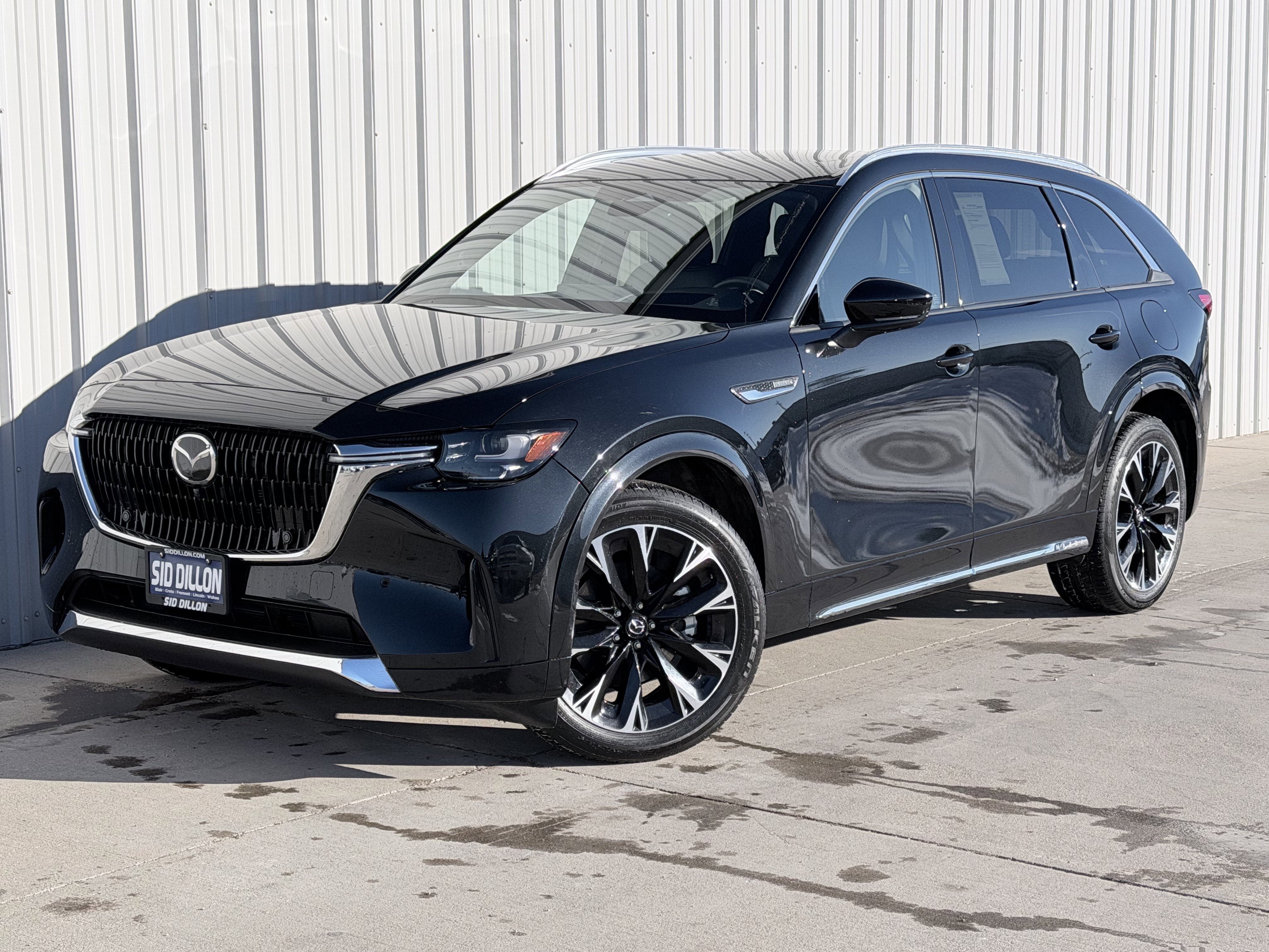 2025 Mazda CX-90 Premium Package's photo