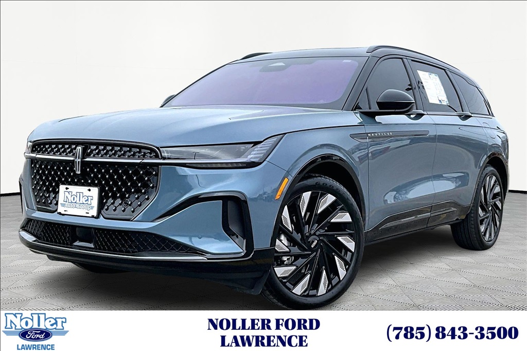 2025 Lincoln Nautilus Reserve's photo