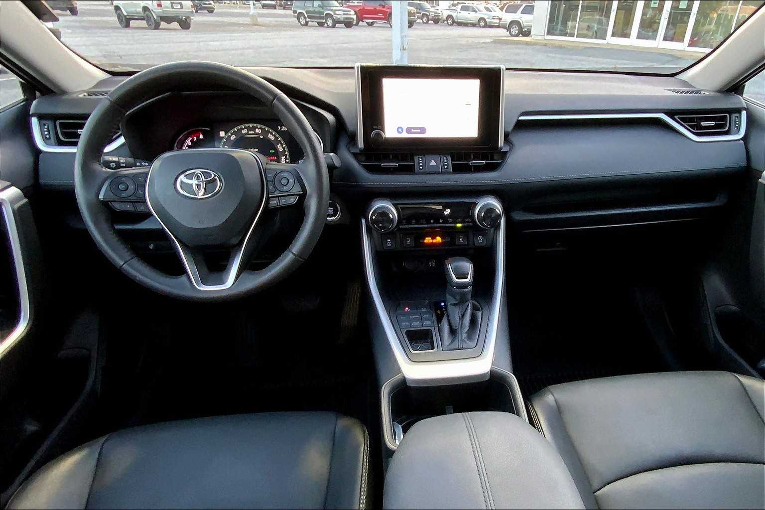 2024 Toyota RAV4 XLE Premium photo 11
