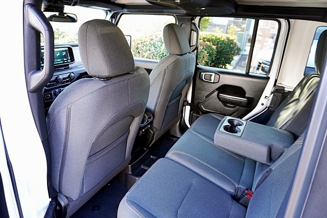 Used 2024 White Jeep Sport S 4xe image 18