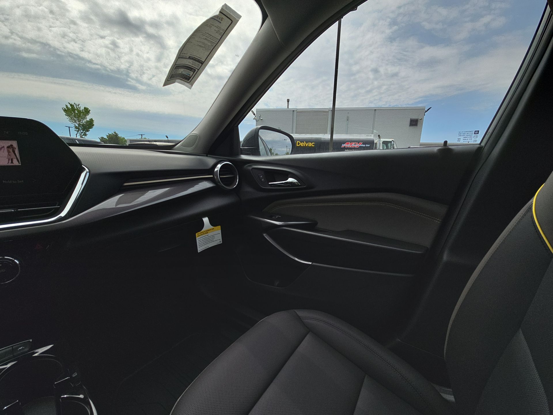 2025 Chevrolet Trax ACTIV photo 11