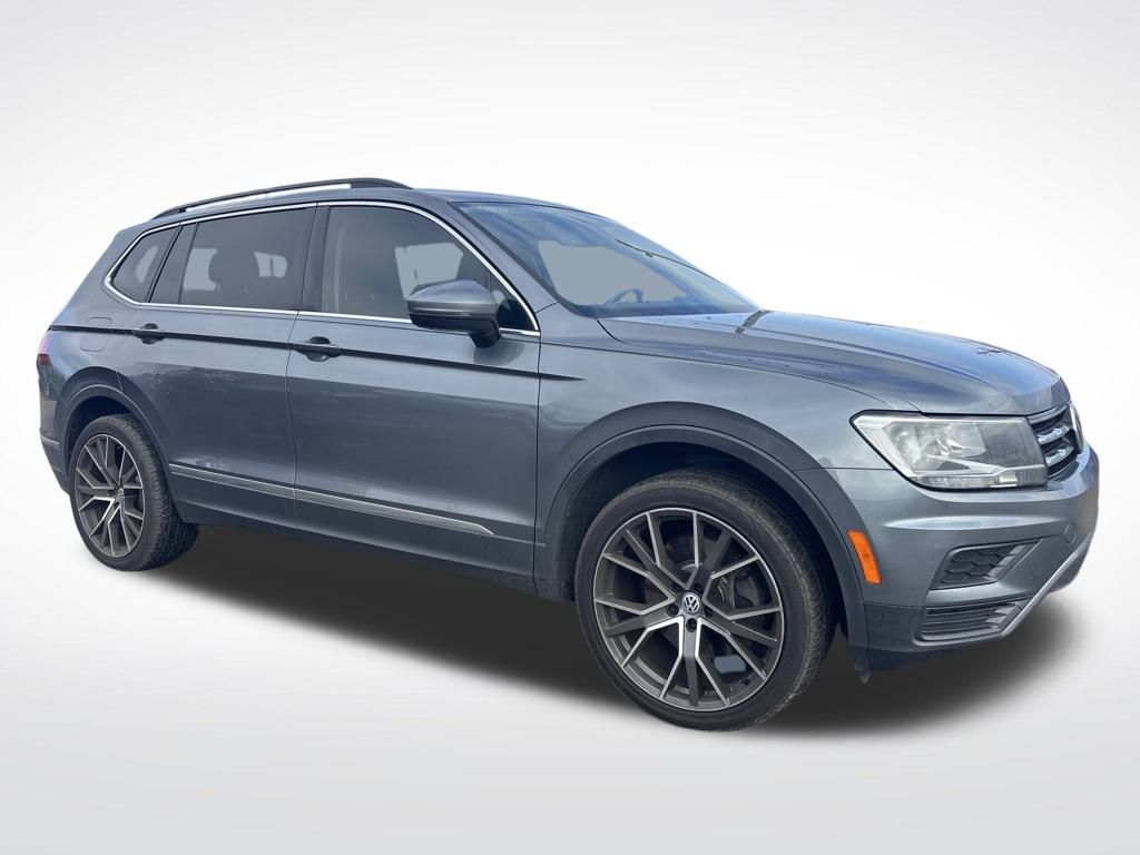 2021 Volkswagen Tiguan SE's photo