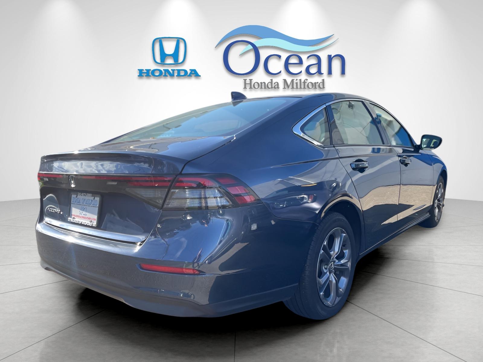 2023 Honda Accord EX photo 2