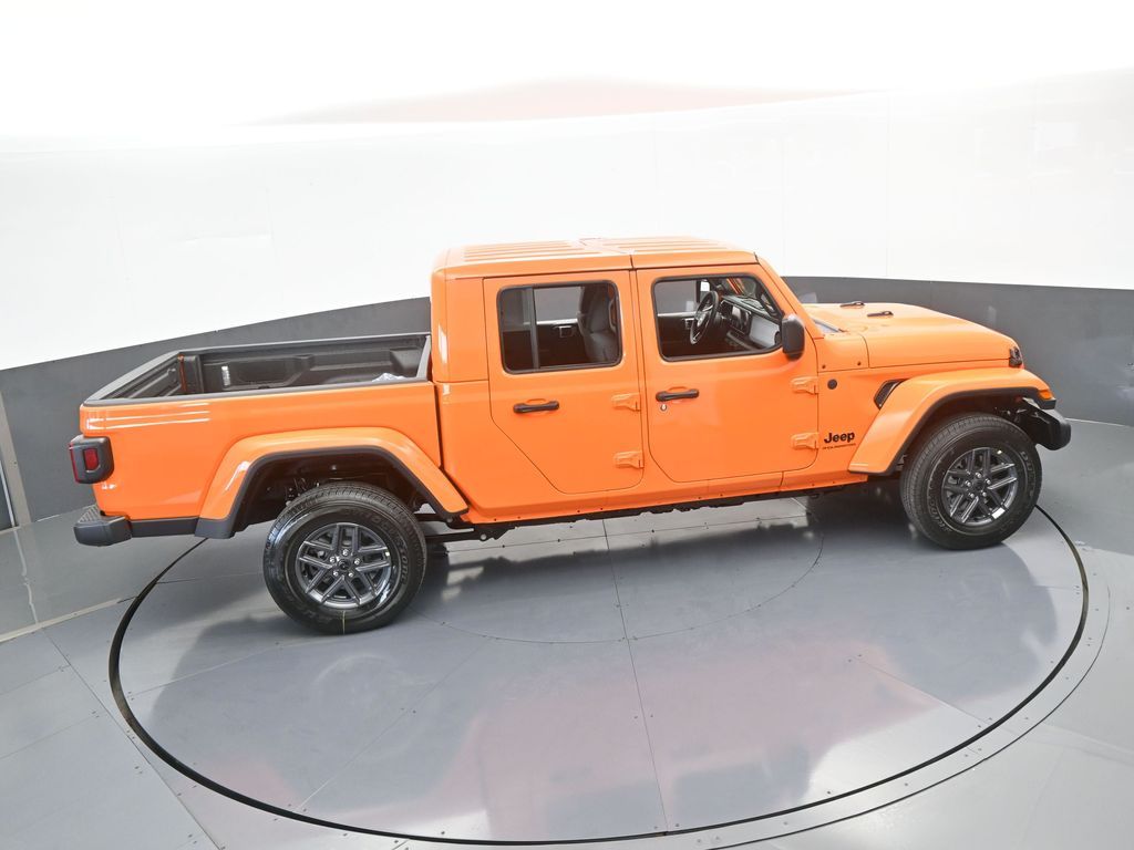 2025 Jeep Gladiator Sport S photo 39