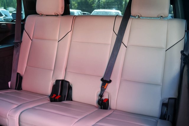 Used 2021 White Cadillac Sport image 18