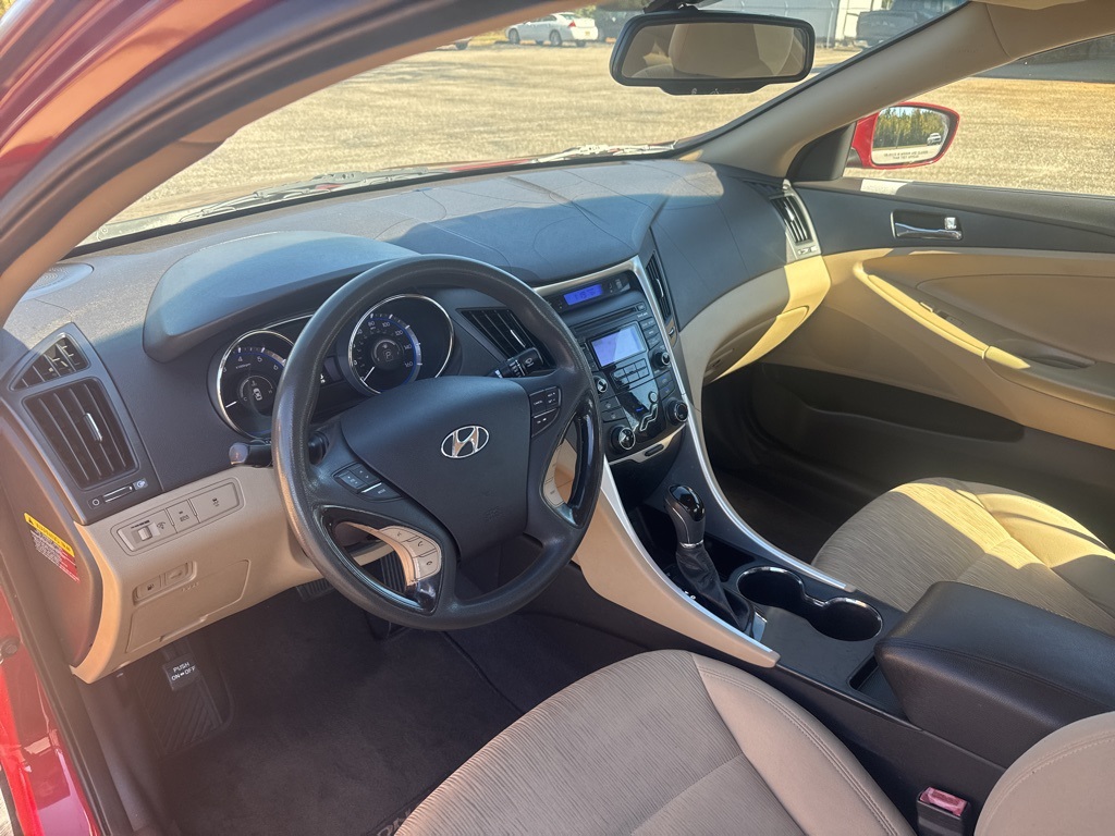 2012 Hyundai Sonata GLS photo 3