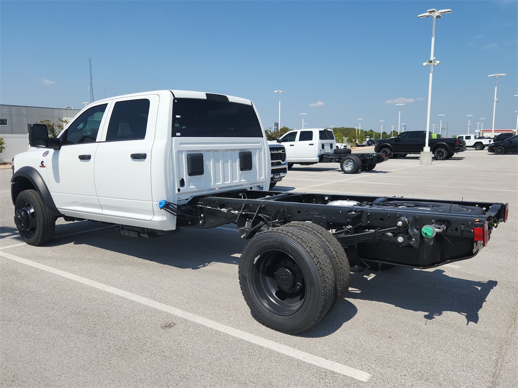 2026 Ram 5500 Tradesman photo 6