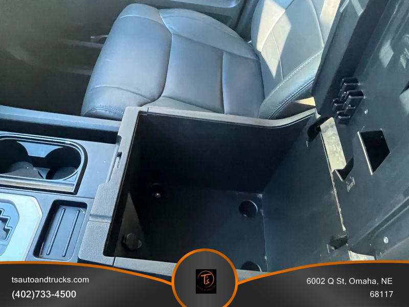 2016 Toyota Tundra CrewMax SR5 photo 17