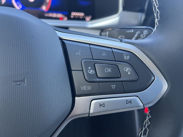 2025 Volkswagen Taos SE photo 24