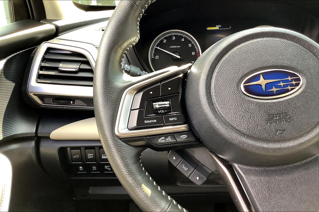 2022 Subaru Forester Limited photo 17