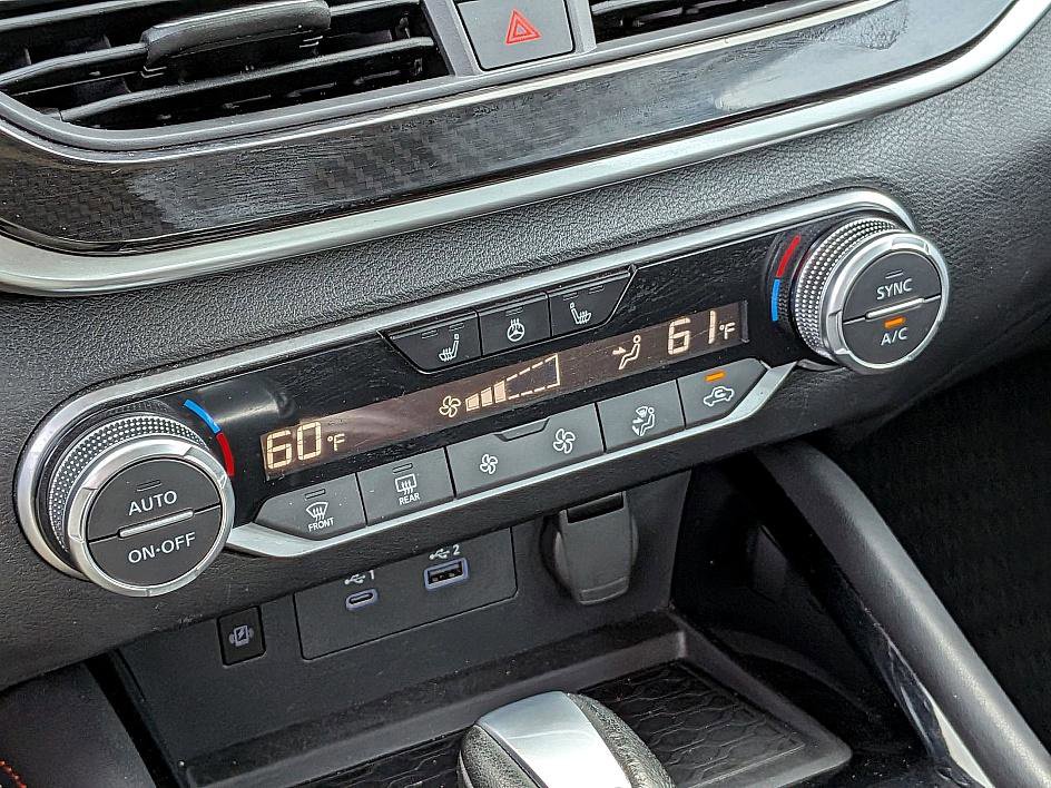 2023 Nissan Altima SR photo 22