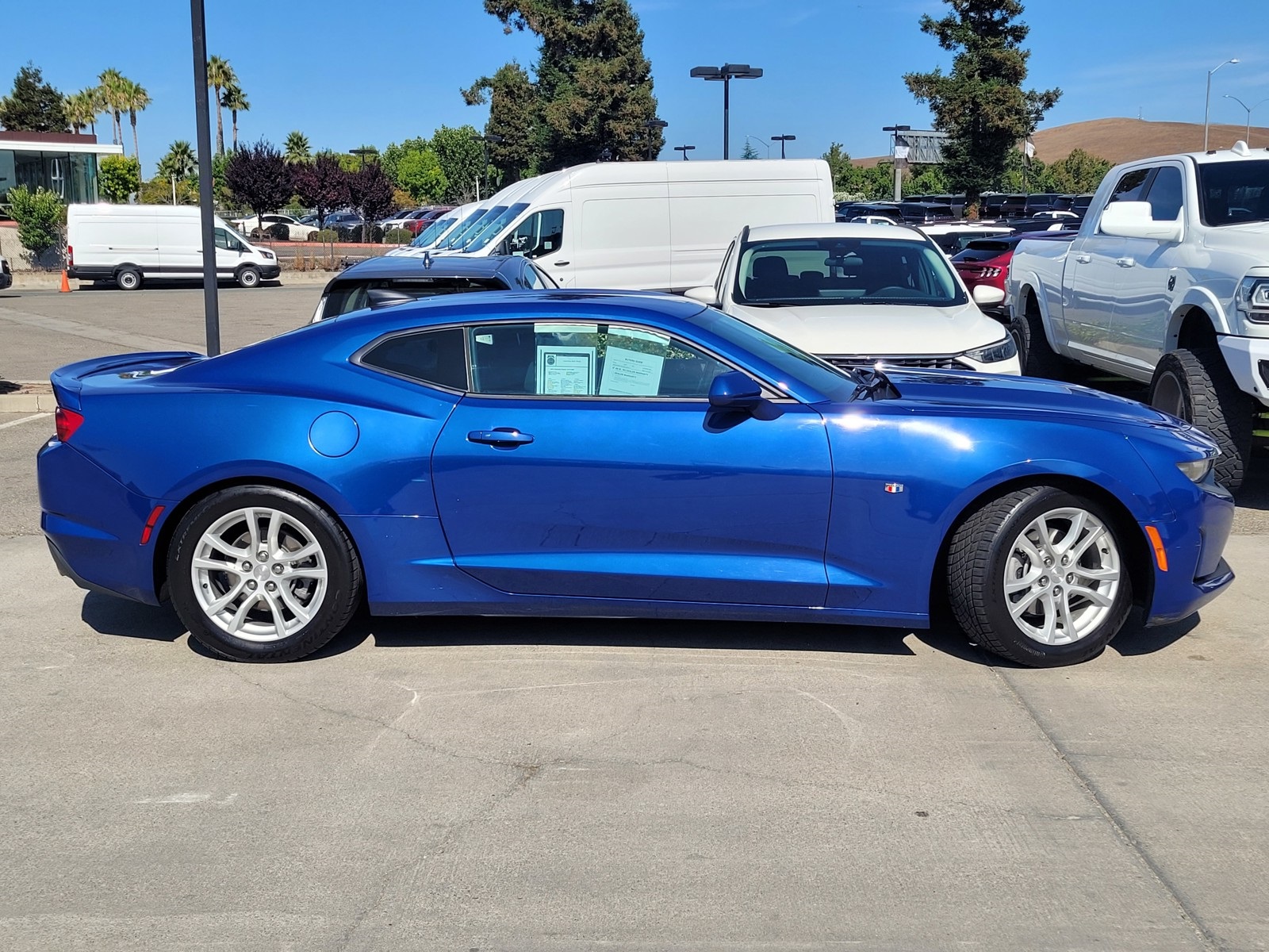 2021 Chevrolet Camaro 1LS photo 3
