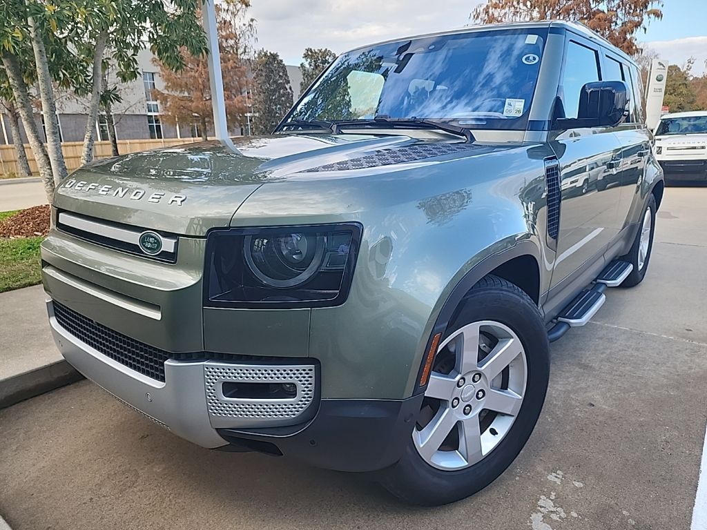 2021 Land Rover Defender SE's photo