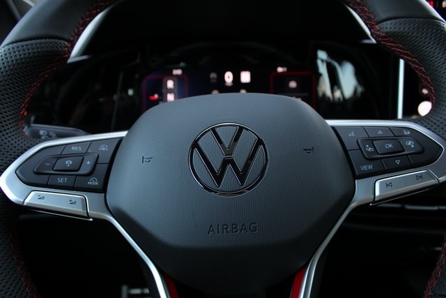 2025 Volkswagen Golf GTI Autobahn photo 13