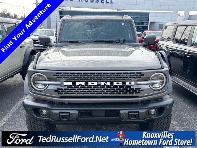 2025 Ford Bronco Badlands photo 2
