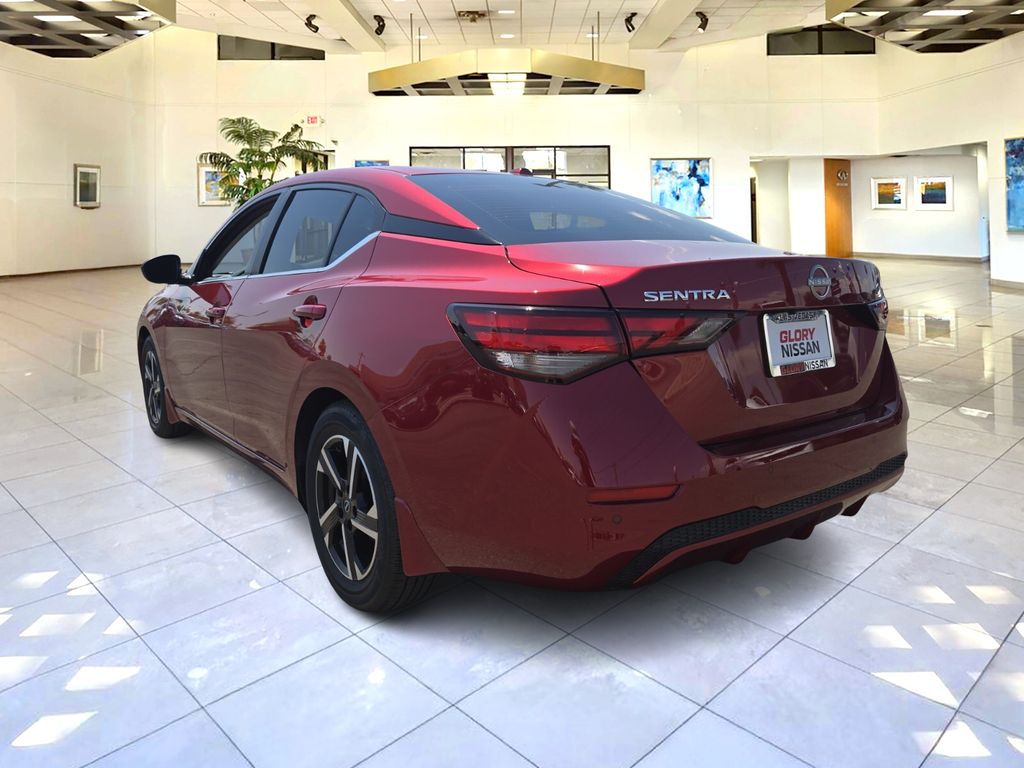 2025 Nissan Sentra SV photo 3