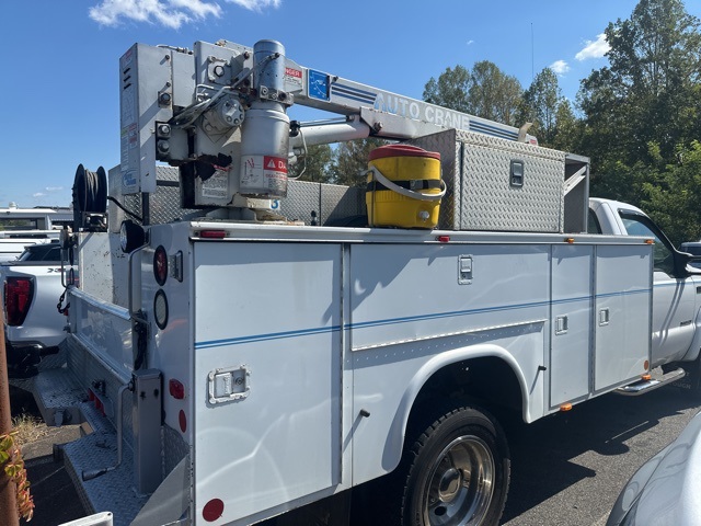 1999 Ford F-550 XL photo 3