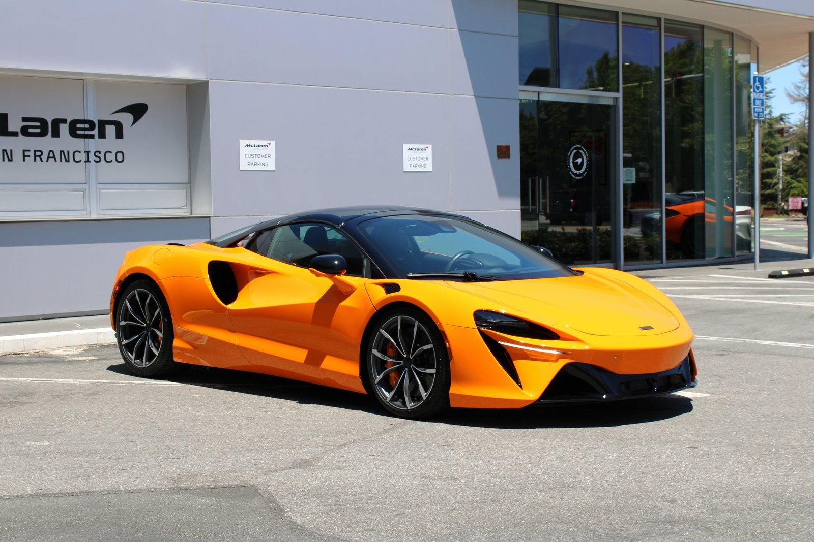 2025 Mclaren ARTURA Spider photo 9