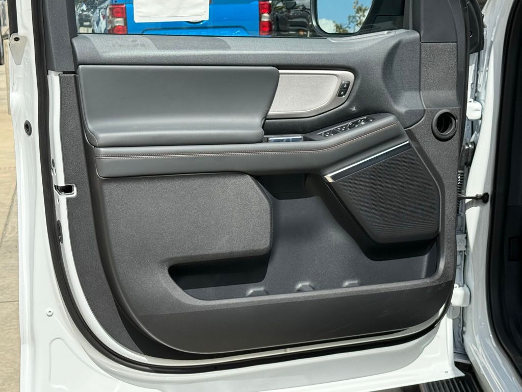 2025 Ford Expedition MAX photo 13
