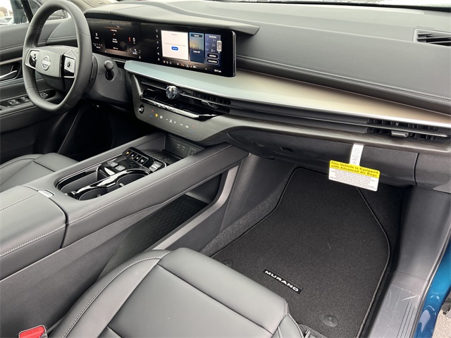 2025 Nissan Murano SL photo 18