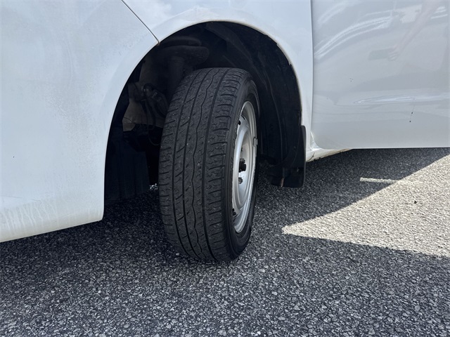 2021 Nissan NV200 S photo 25