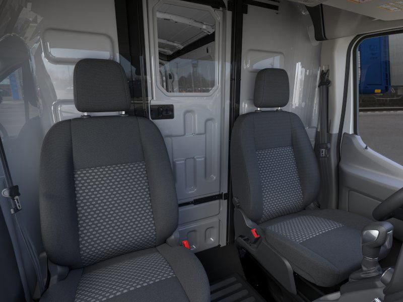 2025 Ford Transit photo 8