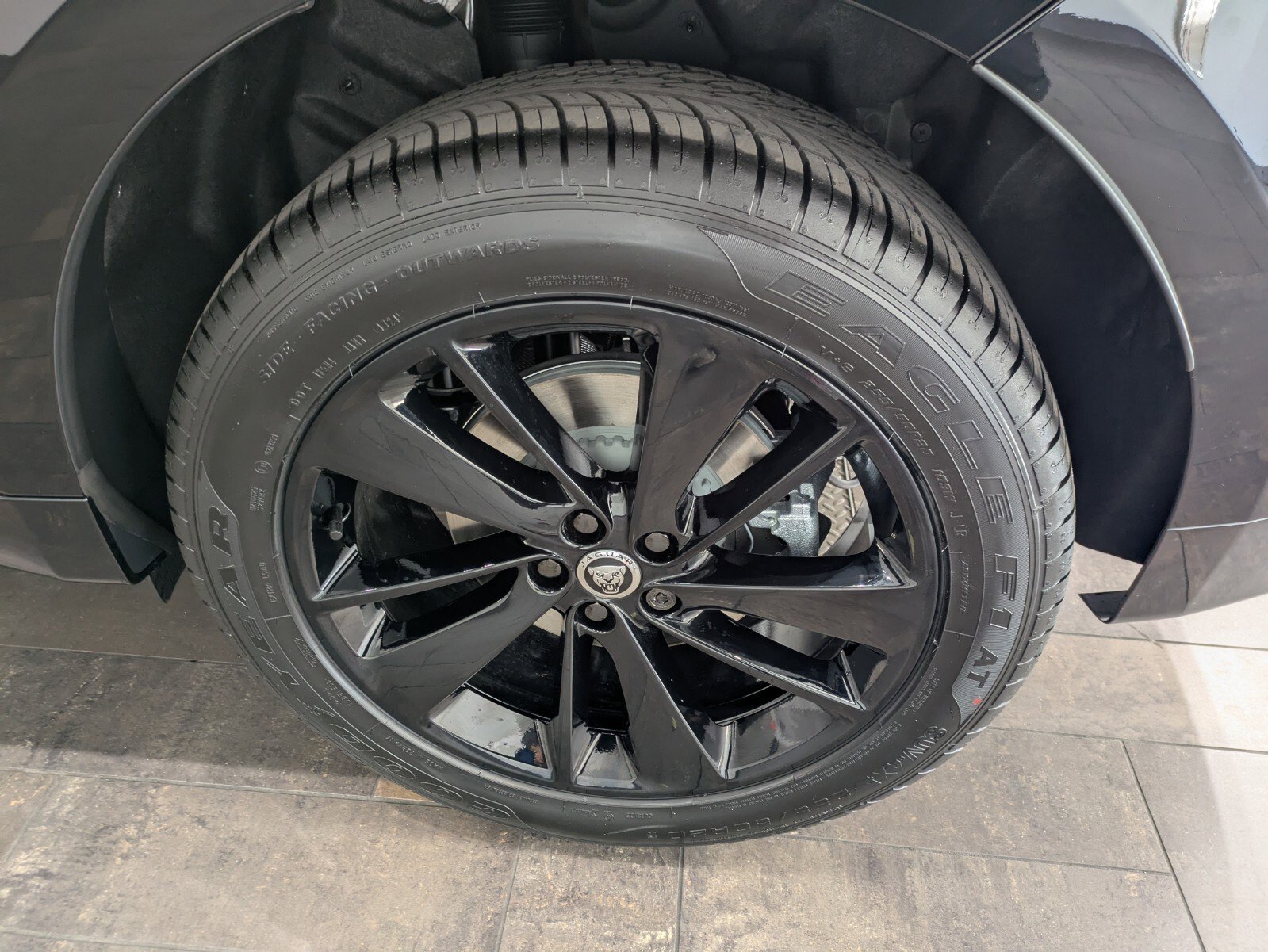 2026 Jaguar F-PACE P250 R-Dynamic S photo 13