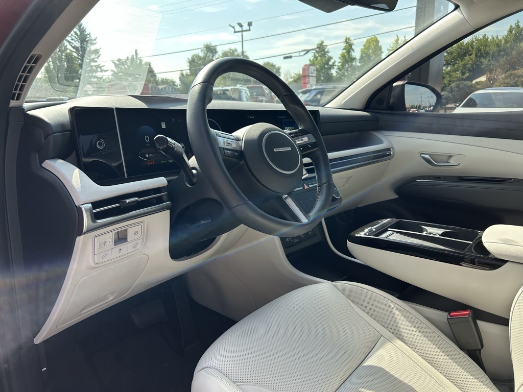 2025 Hyundai Tucson Hybrid Limited photo 13