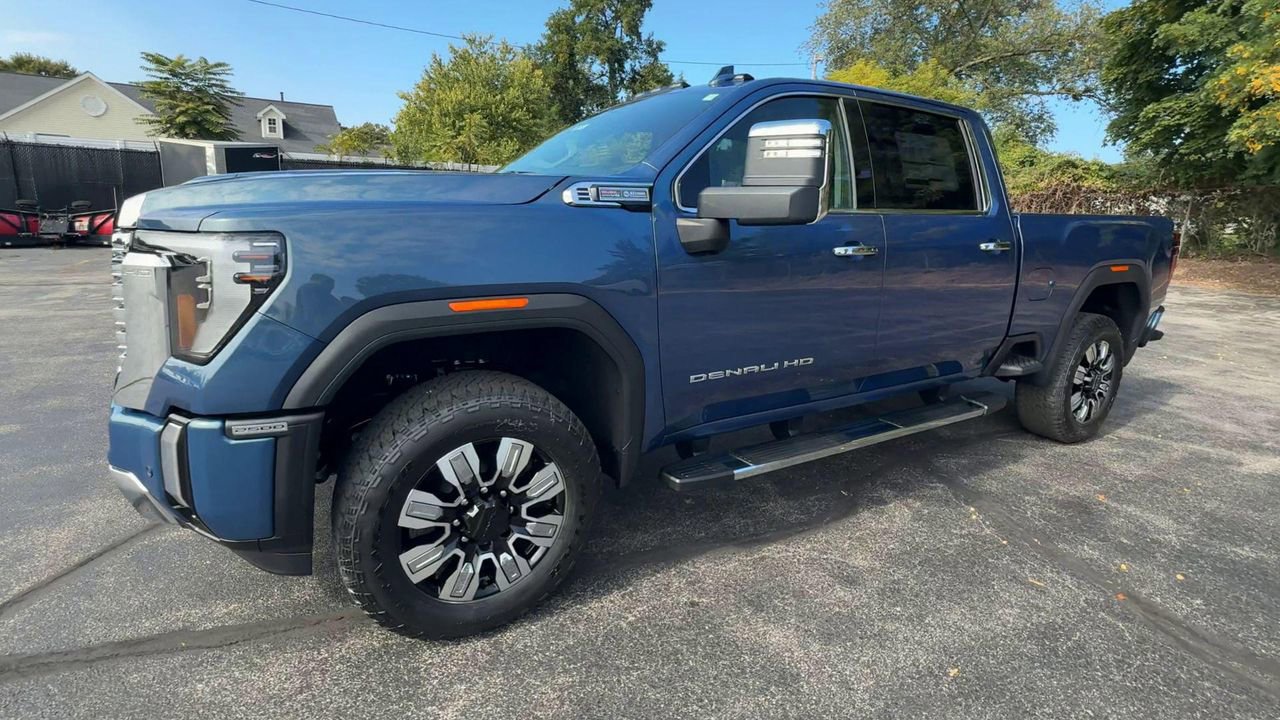 2026 Gmc Sierra 2500 HD Denali photo 4