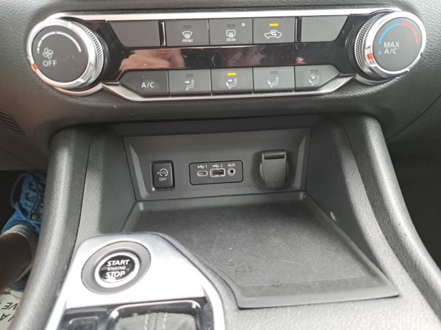 2024 Nissan Sentra SV photo 21