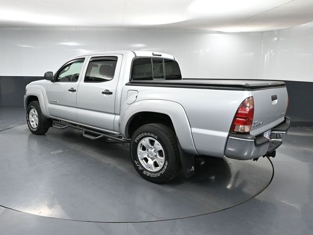 2006 Toyota Tacoma Base photo 5